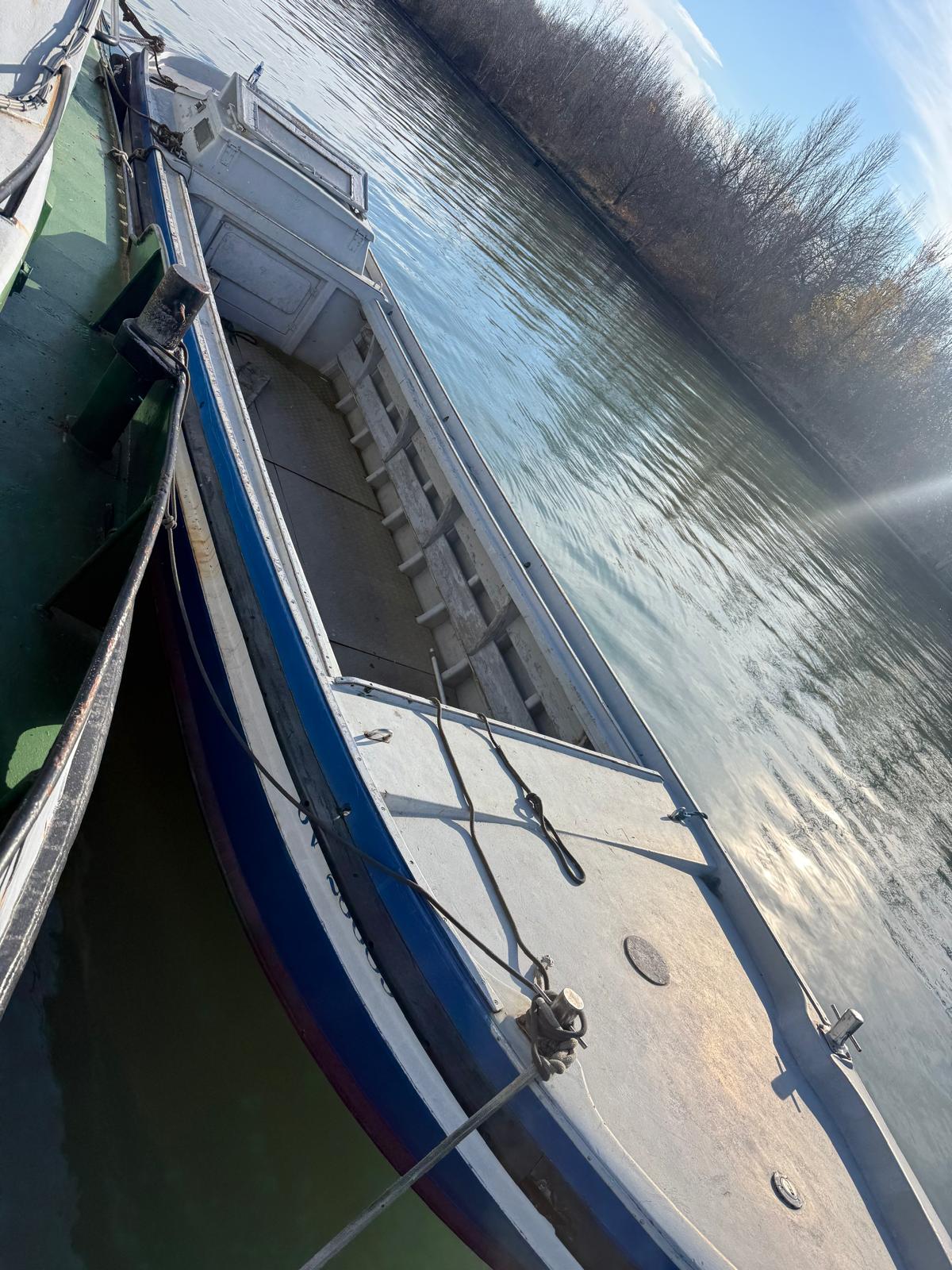 S. Andrea Motor Towboat