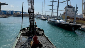 Dredging to restore the seabed of the Port of Livorno