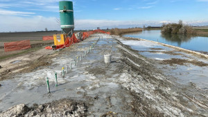 Restoration of the Lemene River bank defences.