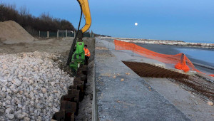 Restoration of Longitudinal Coastal Defences in Caorle
