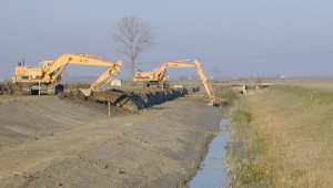 Élargissement du canal Menata