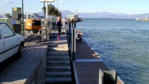 Mise en service des appontements flottants à Peschiera del Garda