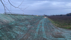Coffrage des berges du fleuve Piave