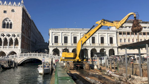 Ripristino strutture stazioni taxi acquei Venezia
