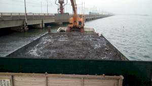 Ricalibratura fondale sottostante il Ponte della Libertà